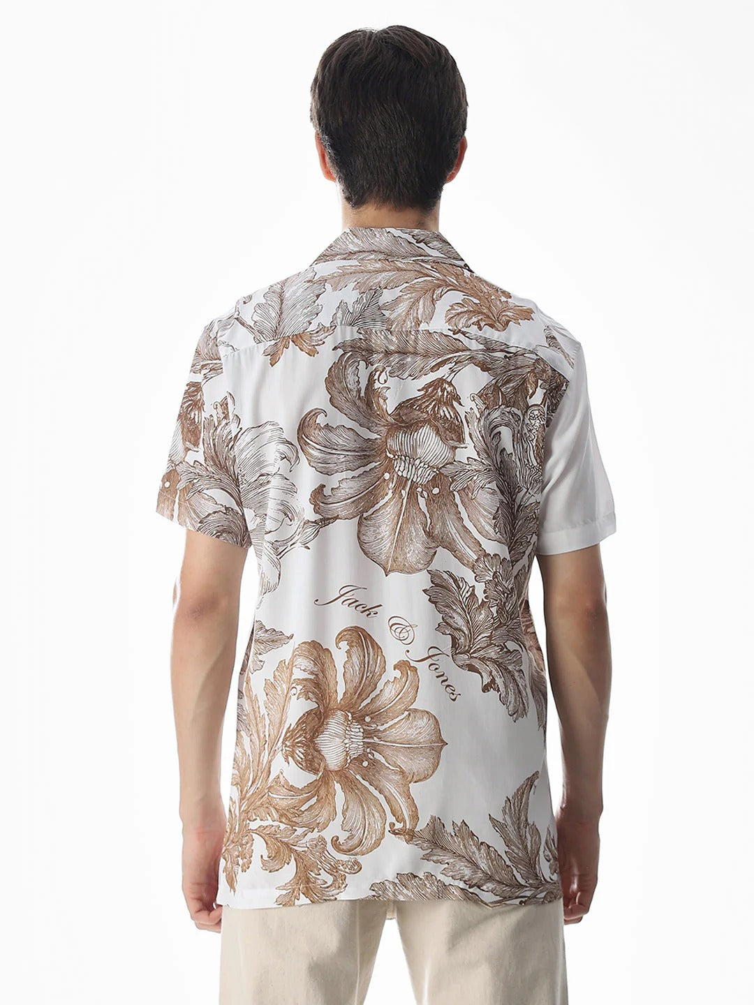 Floxis Men’s White Floral Baroque Print Cuban Collar Half Sleeve Casual Shirt